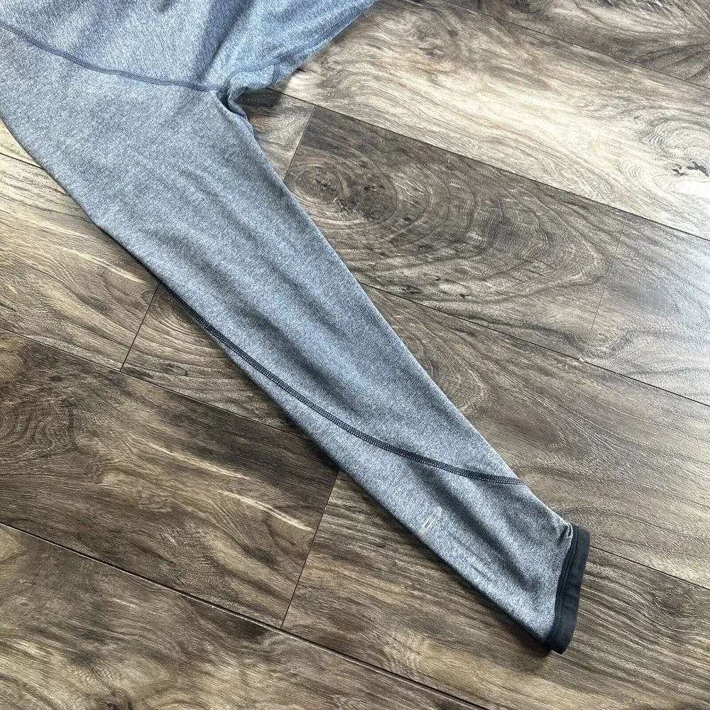 Nike Running Shirt Womens Medium Gray 1/4‎ Zip Element Gym Training Athleisure